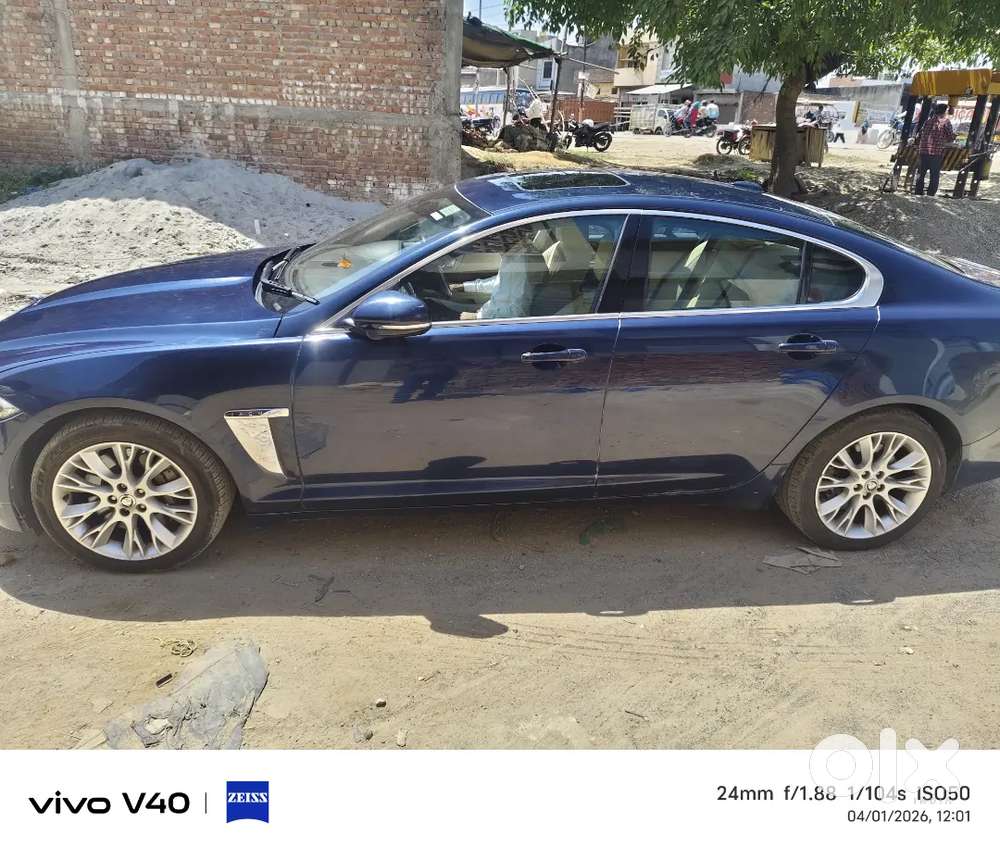 Jaguar Xf 2012 Diesel 110000 Km Driven