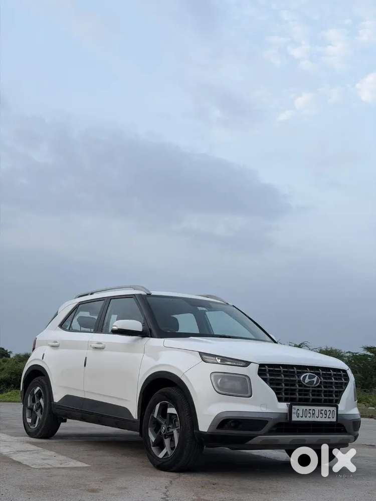 Hyundai Venue 2020 Manual