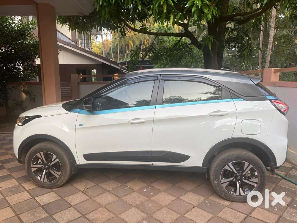 Tata Nexon Ev Max 3.3 Kw Xz Plus Lux, 2022, Electric