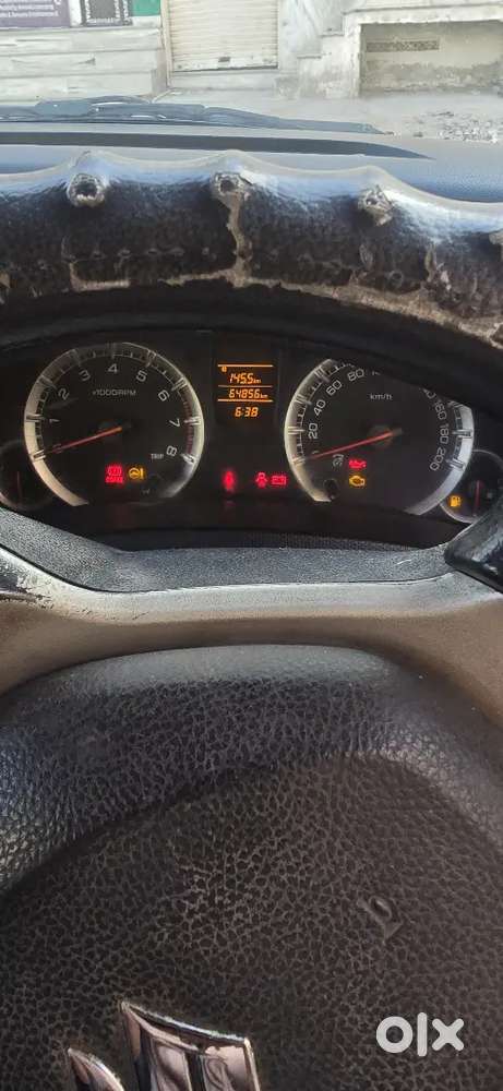 Maruti Suzuki Swift 2013 Petrol 64000 Km Driven