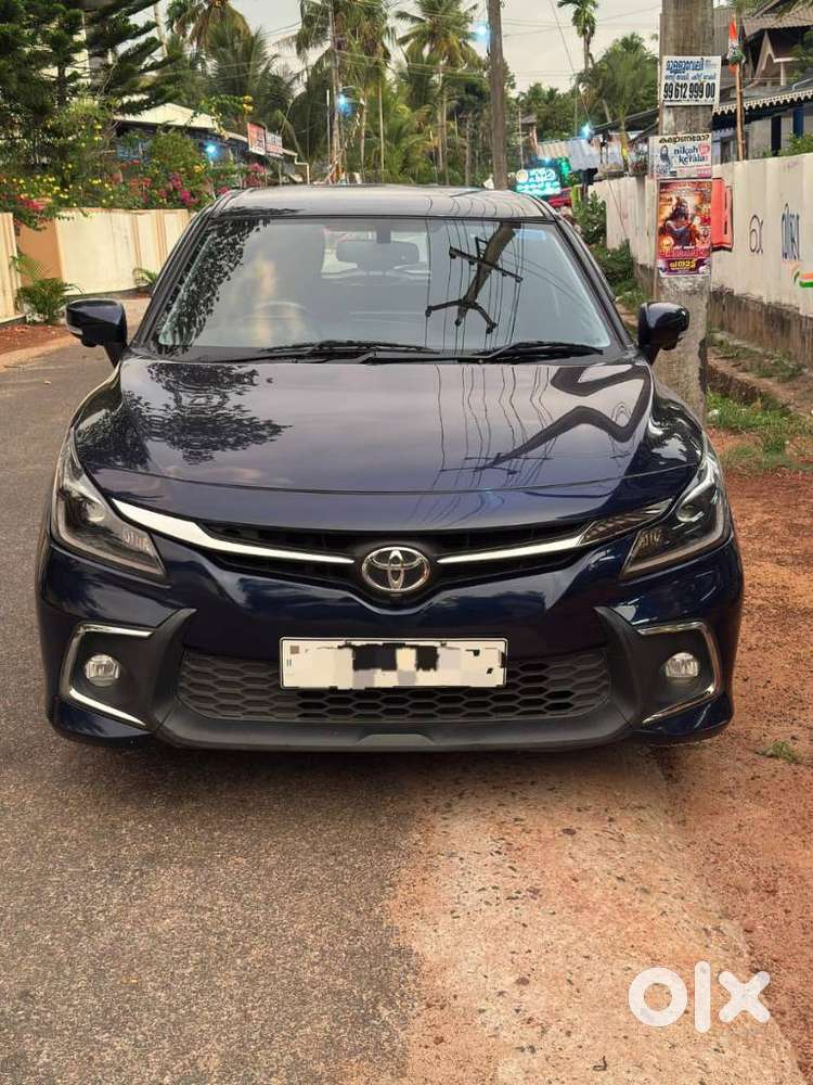 Toyota Glanza 1.2 V Amt, 2023, Petrol