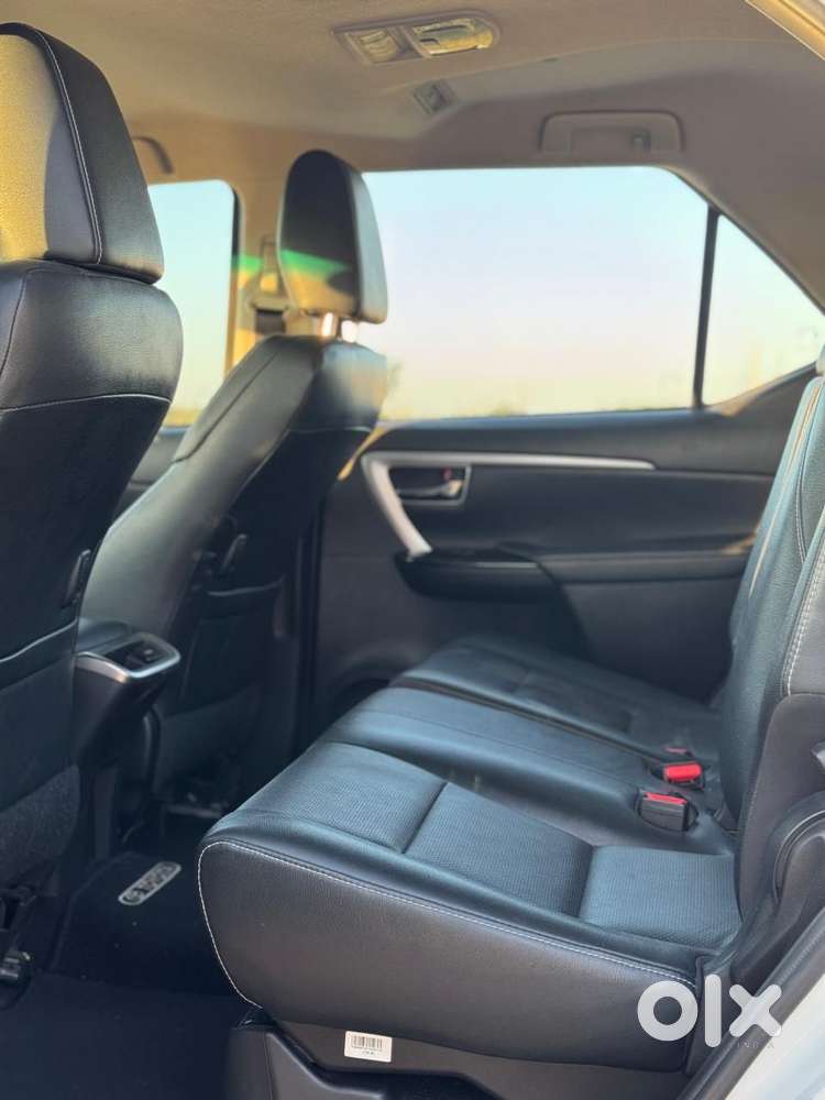 Toyota Fortuner 4x2 At 2.8 Diesel, 2022, Diesel