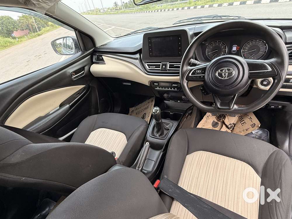Toyota Glanza G(mt) Sg, 2023, Petrol