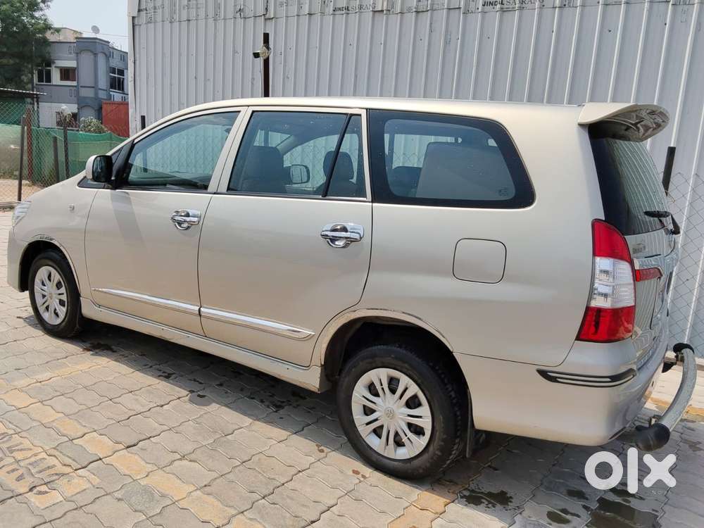 Toyota Innova 2.5 Gx 8 Seater Limited Edition, 2016, Diesel