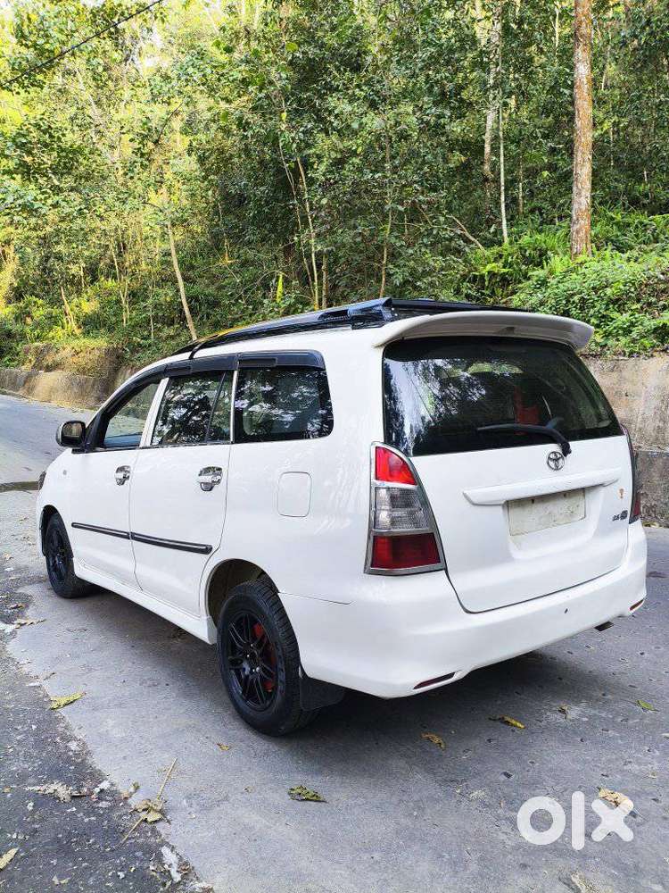 Toyota Innova 2.0 Vx 7 Str Bs-iv, 2012, Diesel