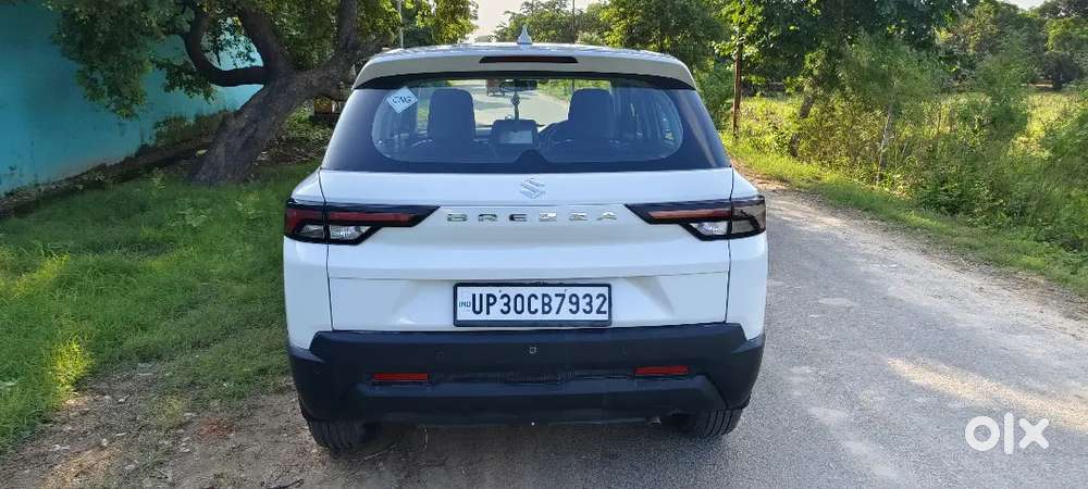 Maruti Brezza 1.5 Lxi 2025