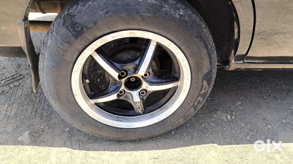 Ford Ikon Rocam 2005