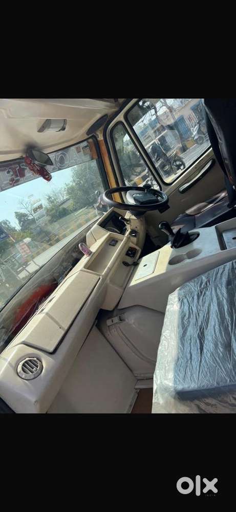 Tempo Travler 2018 2,5 Window12+1 Pkn Ac.