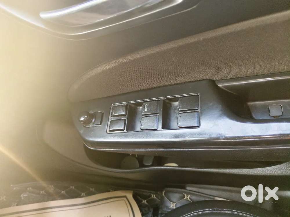 Maruti Suzuki Swift 2017 Cng & Hybrids 84000 Km Driven