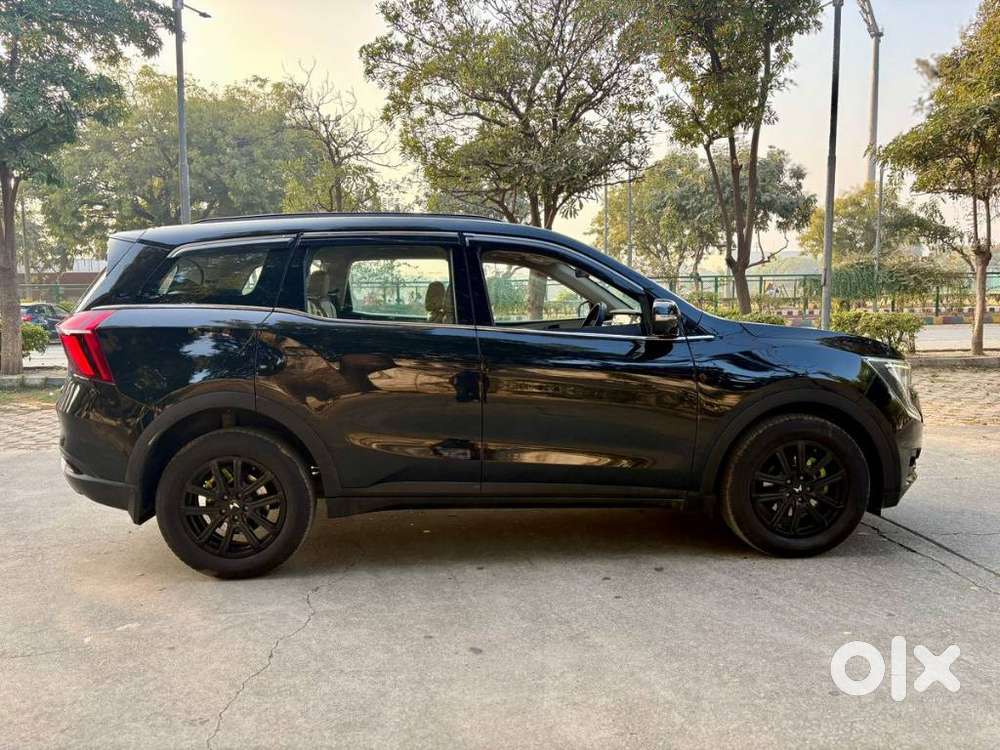 Mahindra Xuv700 2.0 Ax 7 Petrol At Luxury Pack Str, 2024, Petrol