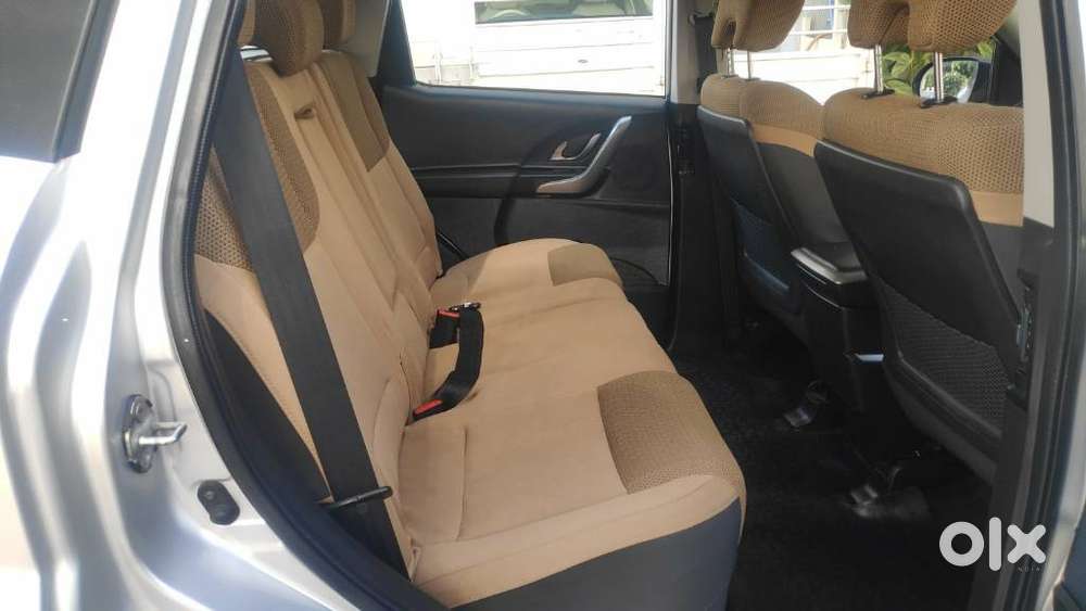 Mahindra Xuv500 W7 At, 2018, Diesel