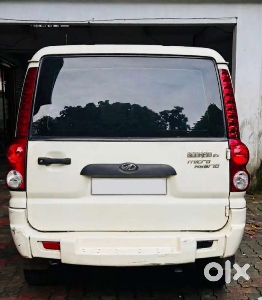 2012 Mahindra Scorpio Diesel White Good Condition