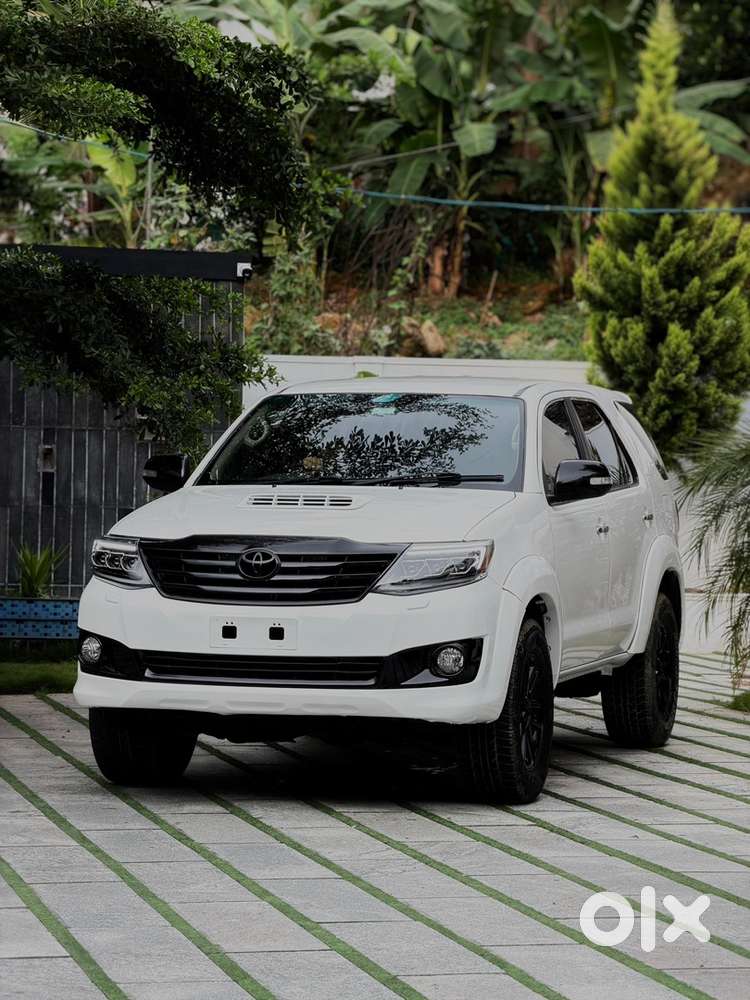 Toyota Fortuner Diesel 2012