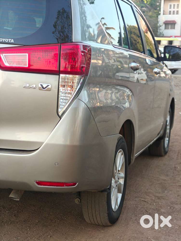 Toyota Innova Crysta 2.4 V, 2019, Diesel