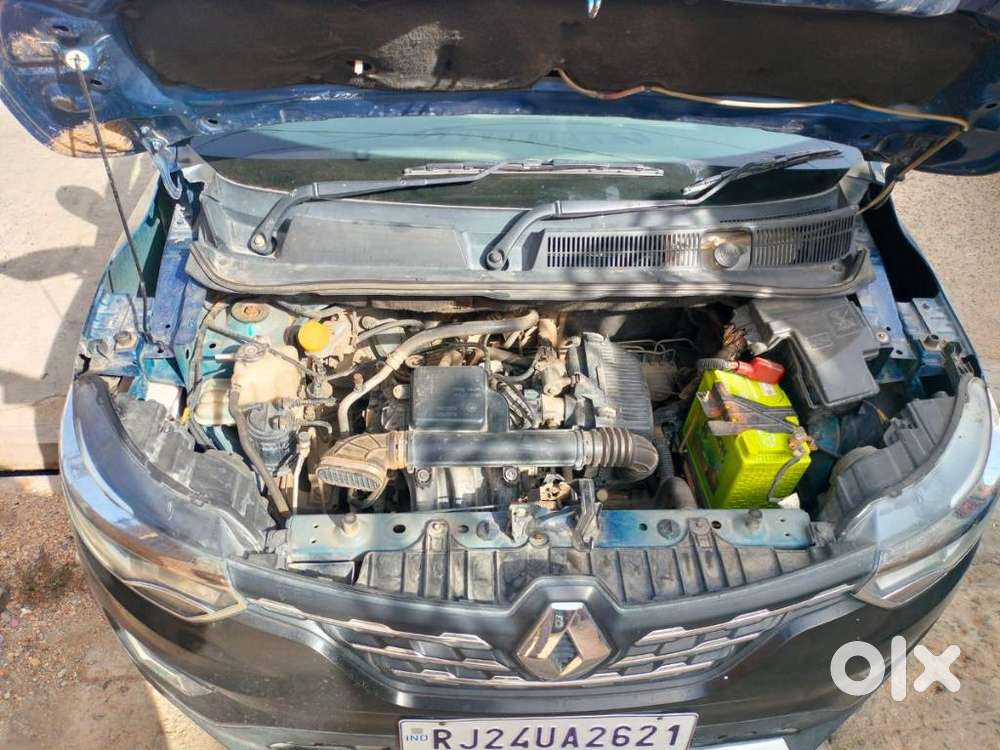 Renault Triber Rxz, 2021, Petrol