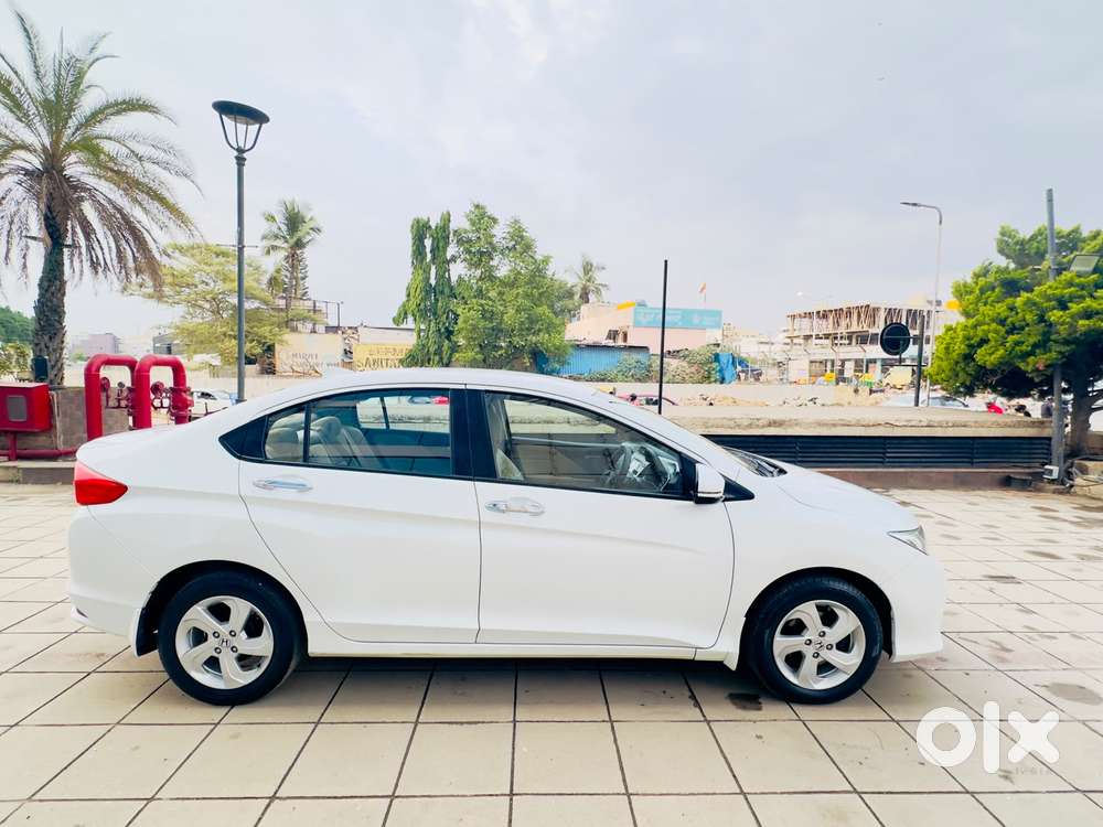 Honda City V Mt, 2015, Petrol