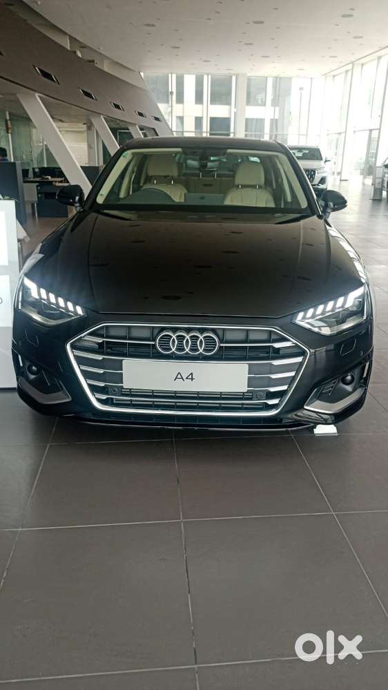 Audi A4 2.0 Technology 40 Tfsi, 2025, Petrol