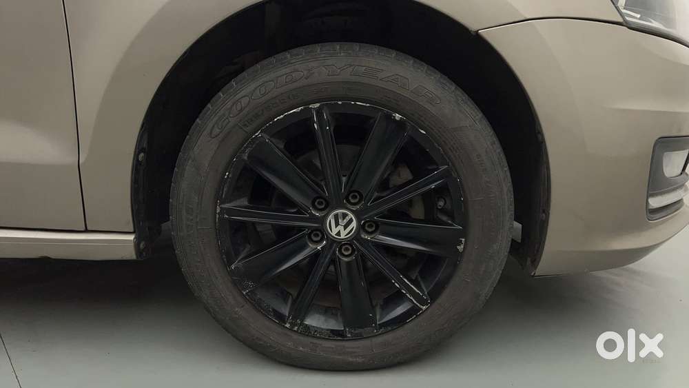 Volkswagen Vento 2013-2015 1.2 Tsi Highline At, 2017, Petrol