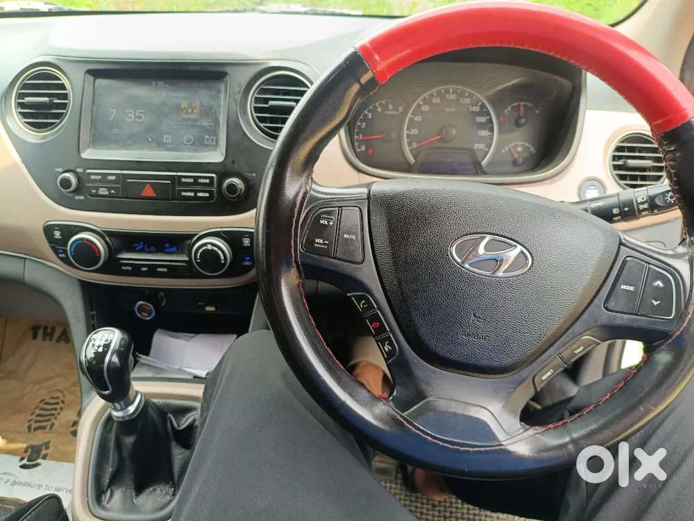 Grand I 10 Full Top Showroom Condition Car