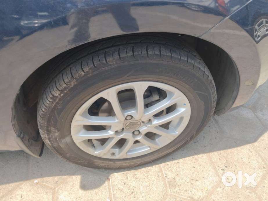 Maruti Suzuki Swift Amt Zxi, 2019, Petrol