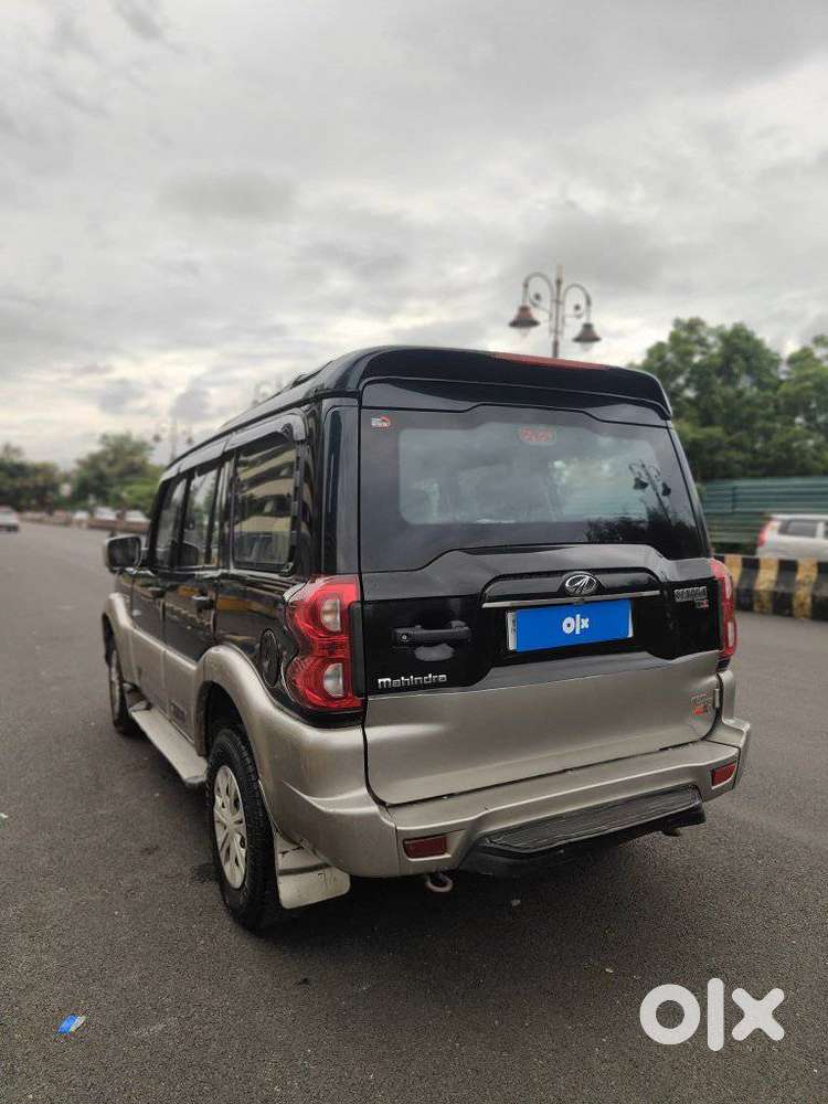 Mahindra Scorpio, 2018