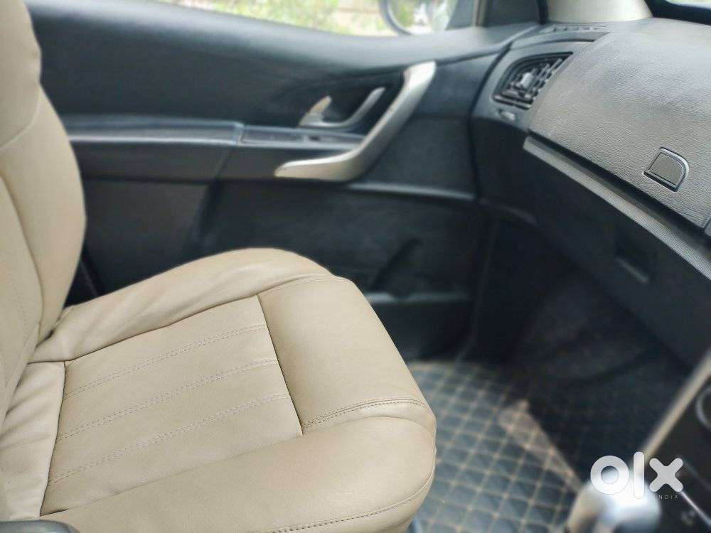 Mahindra Xuv500 W9 1.99, 2018, Diesel