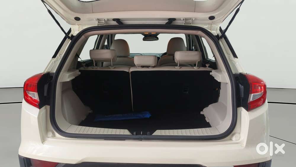 Mahindra Xuv300 W8 Option Diesel, 2023, Diesel