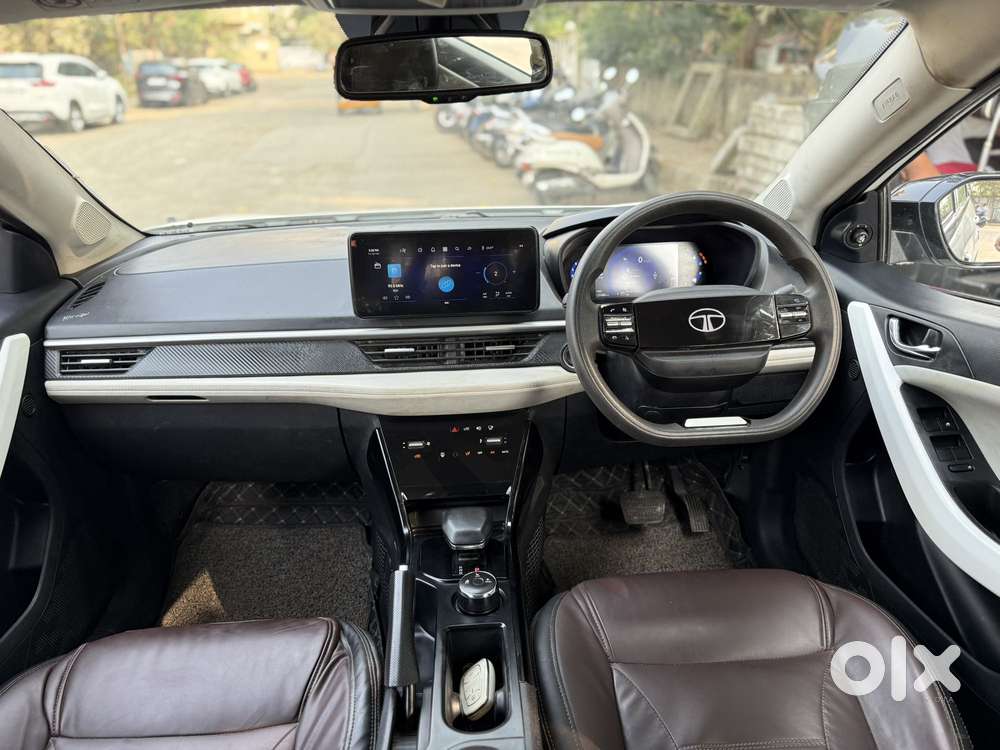 Tata Nexon, 2023, Petrol