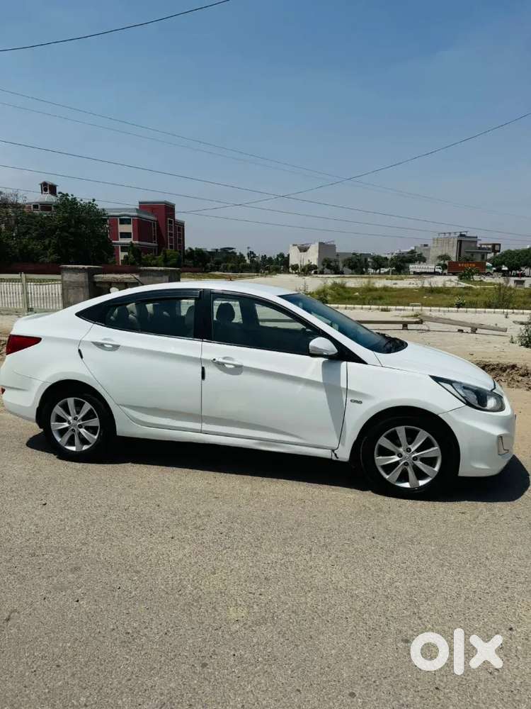 Hyundai Verna 2013