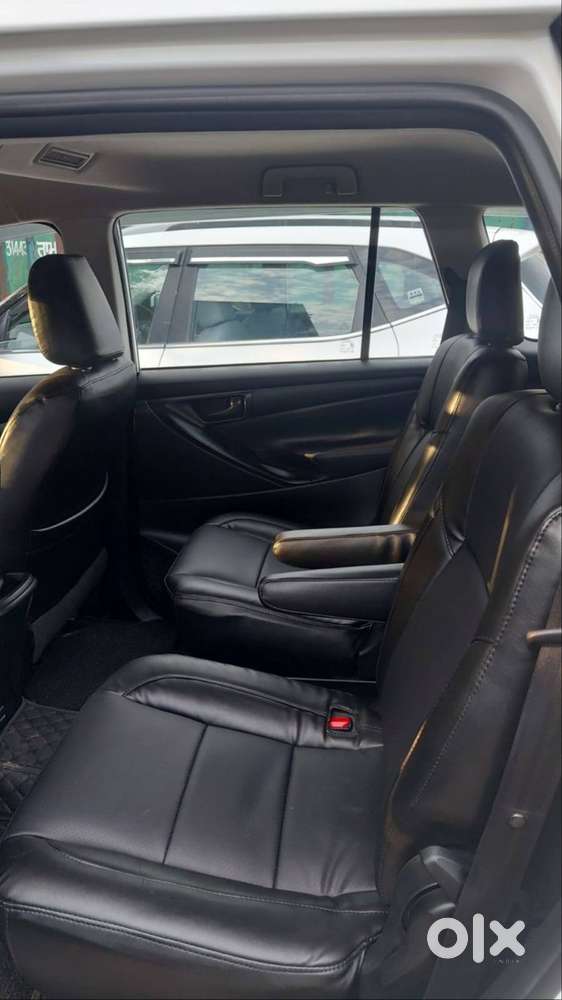Toyota Innova Crysta 2023 Diesel Well Maintained