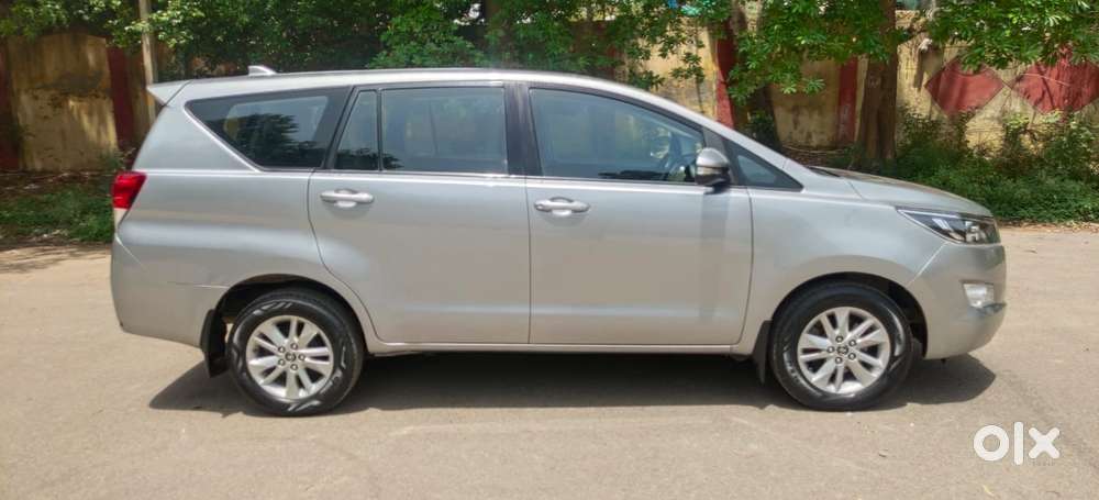 Toyota Innova Crysta 2.4 Gx Mt, 2017, Diesel
