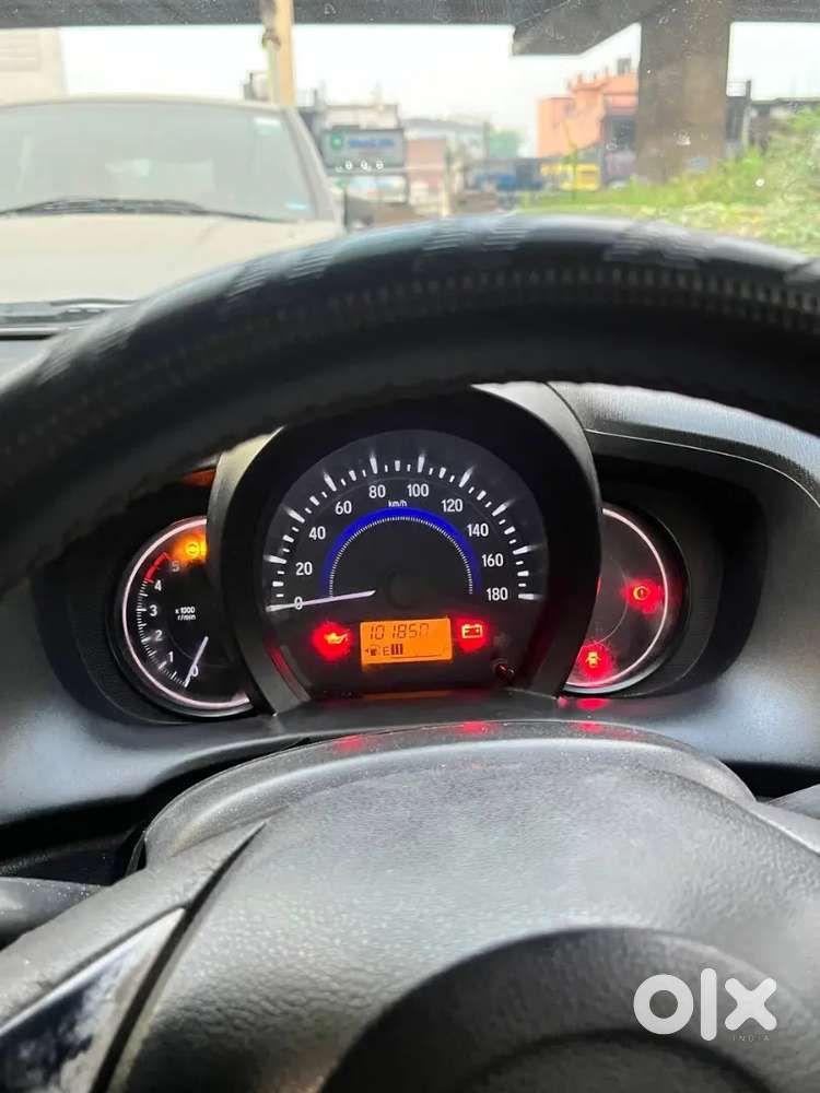 Honda Amaze 2015 4+ Owners