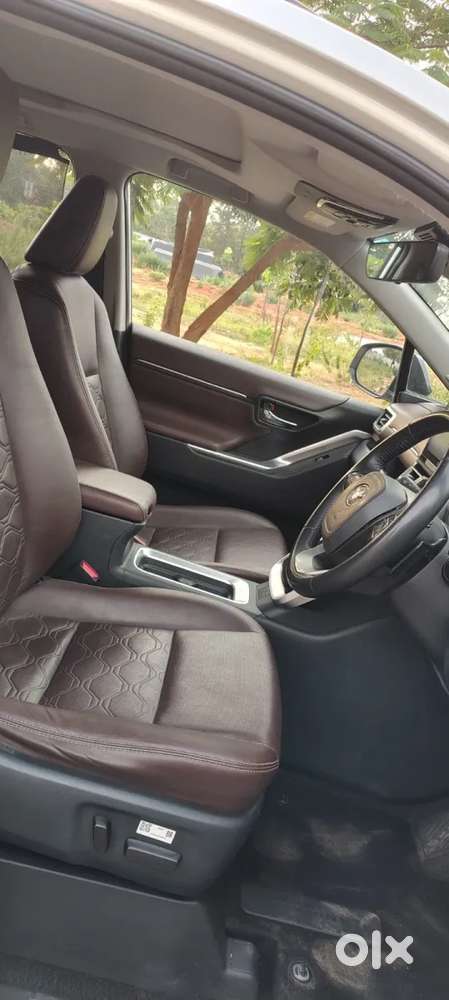 Toyota Innova Hycross 2.0 Zx (o) Hybrid 7 Str, 2024, Petrol