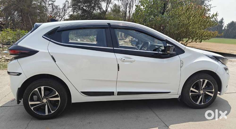 Tata Altroz Xz Plus (s) Icng, 2024, Cng & Hybrids