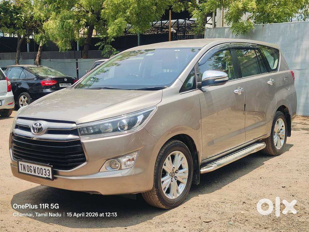 Toyota Innova Crysta 2.8z Automatic, 2016, Diesel