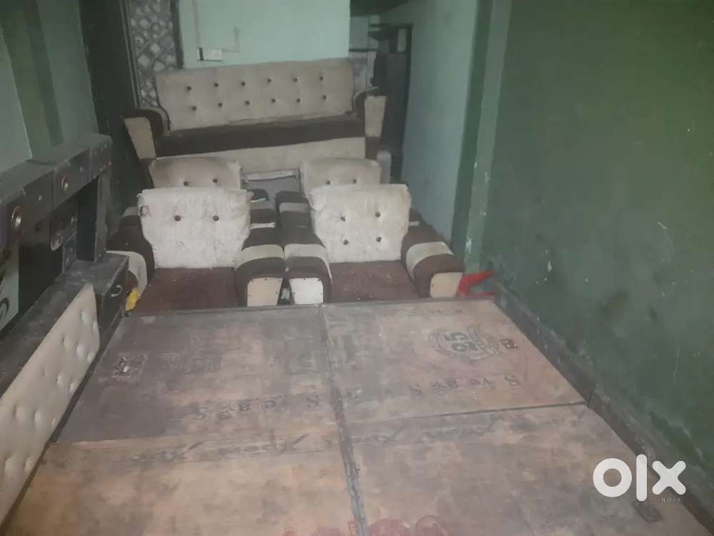 Double bed maseri & 2 set sofa set and singardaan or WhatsUp kare pic