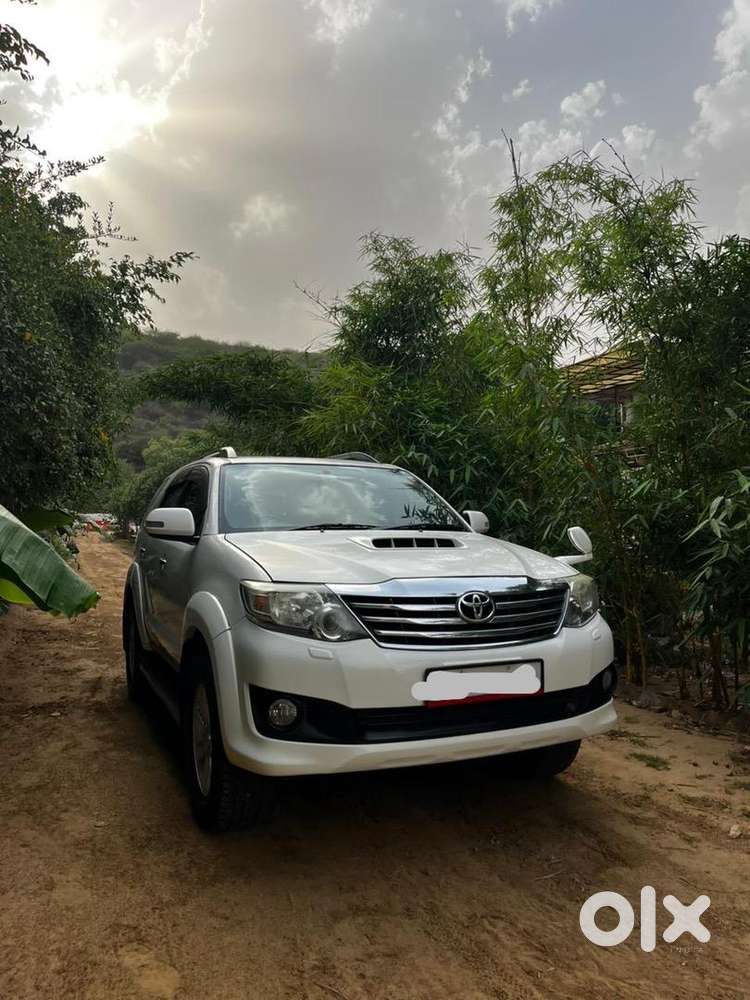 Single Owner Toyota Fortuner 4x4 Mt