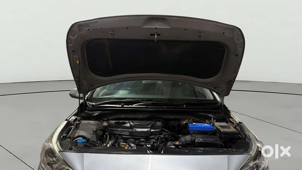 Hyundai Verna 1.6 Sx (o) Vtvt, 2019, Petrol