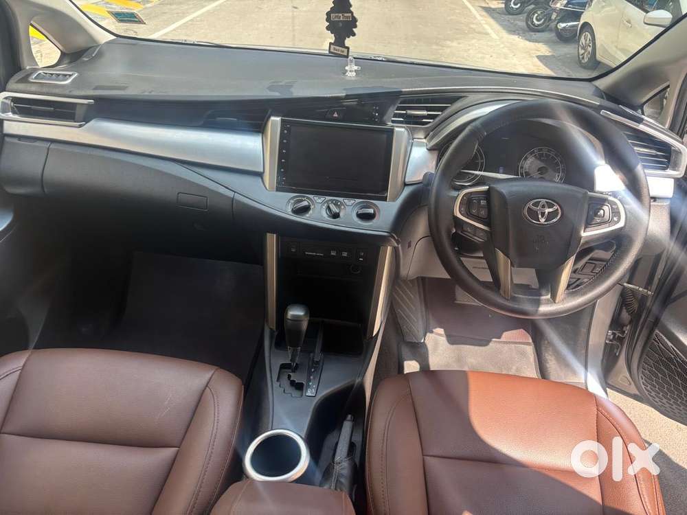 Toyota Innova Crysta 2.8 Gx At, 2017, Diesel