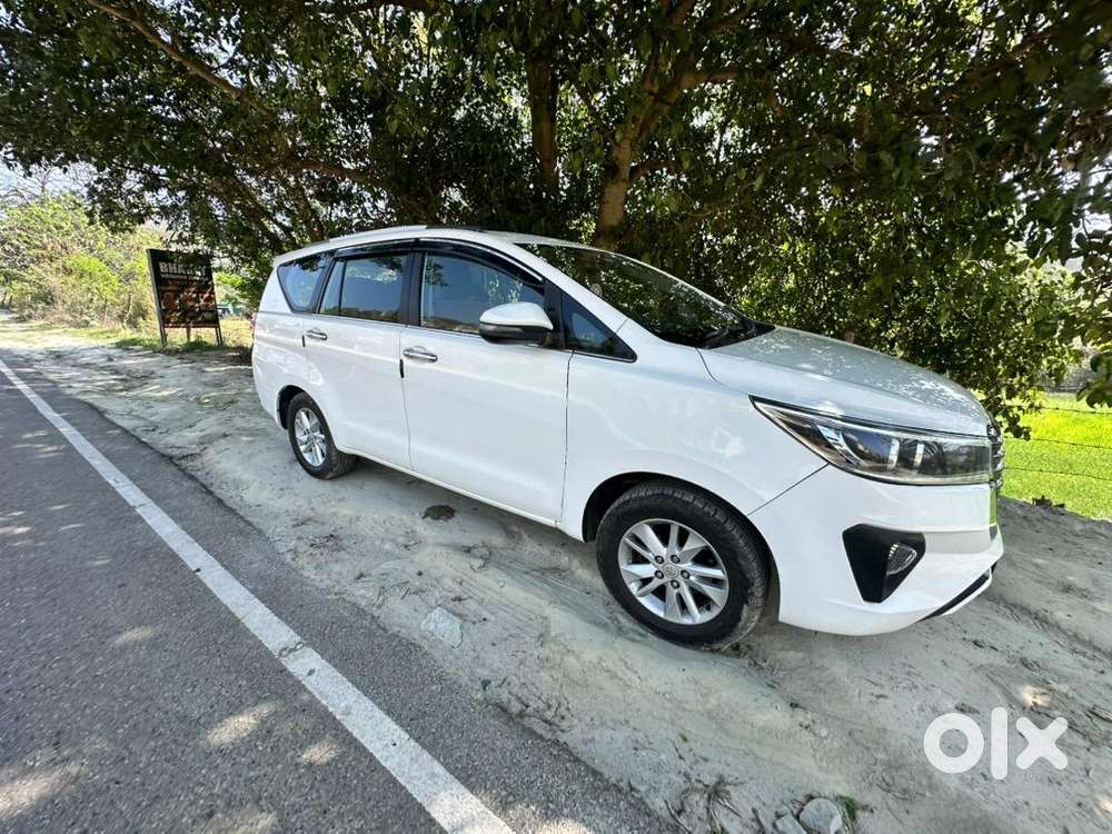 Toyota Innova Crysta