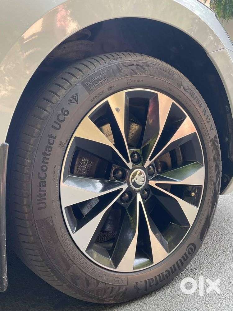 Skoda Superb 2.0 L&k Tsi At, 2020, Petrol
