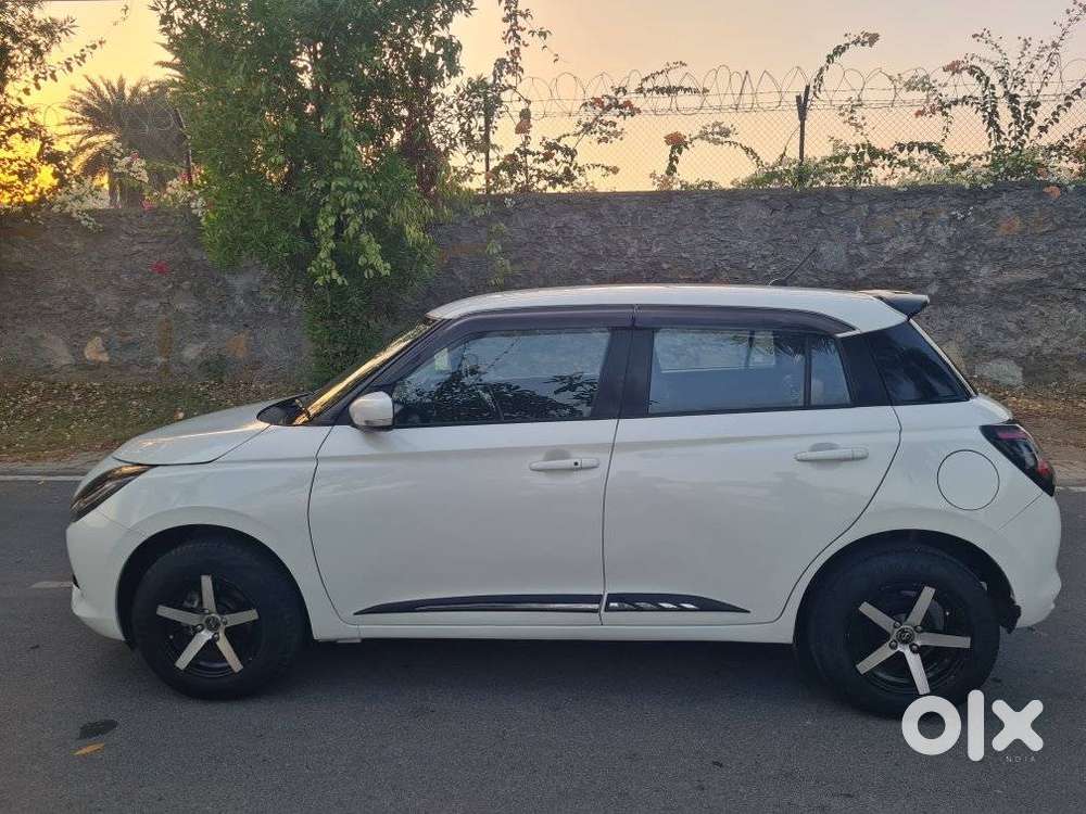 Maruti Suzuki Swift Vxi Optional, 2024, Petrol