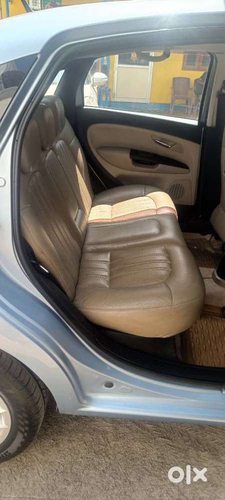 Fiat Linea Emotion (diesel), 2013, Diesel