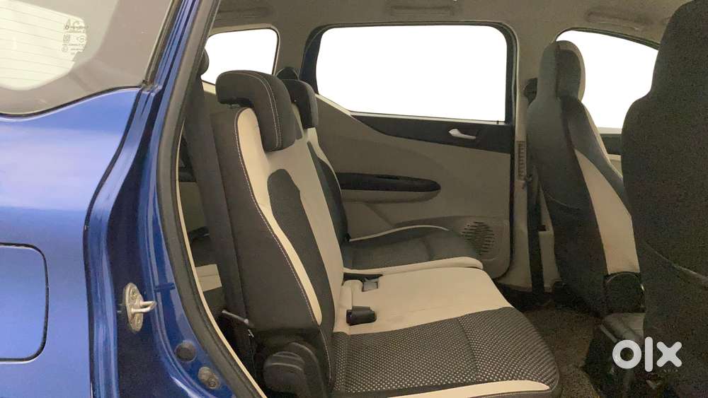 Renault Triber Rxz, 2020, Petrol