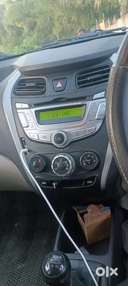 Hyundai Eon Sportz 2013