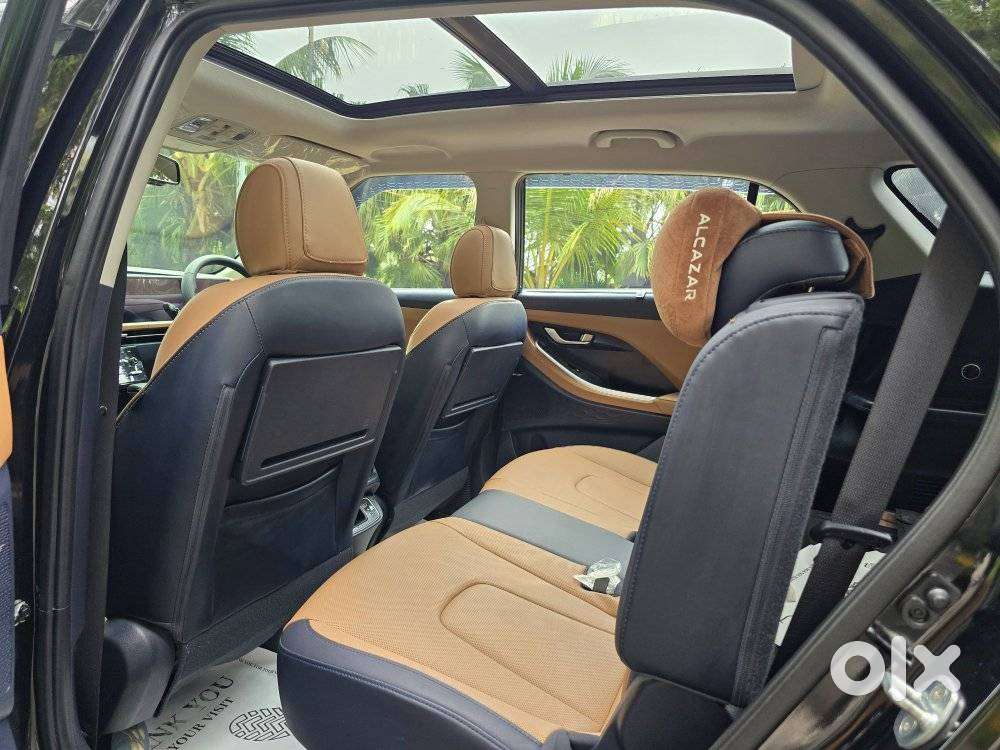 Hyundai Alcazar Signature 1.5 Petrol Dct 7str, 2025, Petrol
