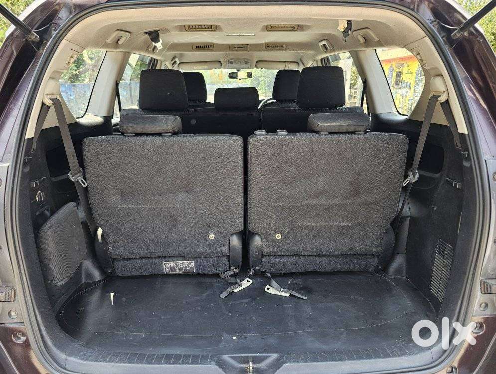 Toyota Innova Crysta 2.4 G Mt, 2019, Diesel