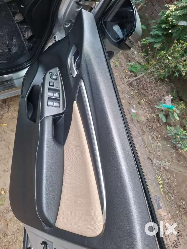 Honda Jazz 1.2 V Ivtech  2017 Petrol