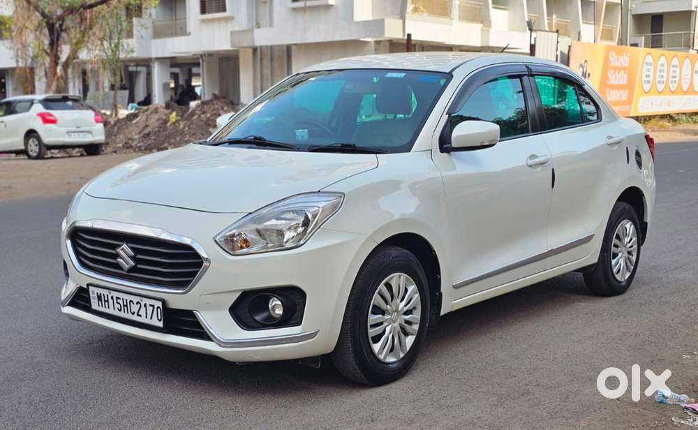 Maruti Suzuki Dzire 1.2 Vxi, 2022, Petrol