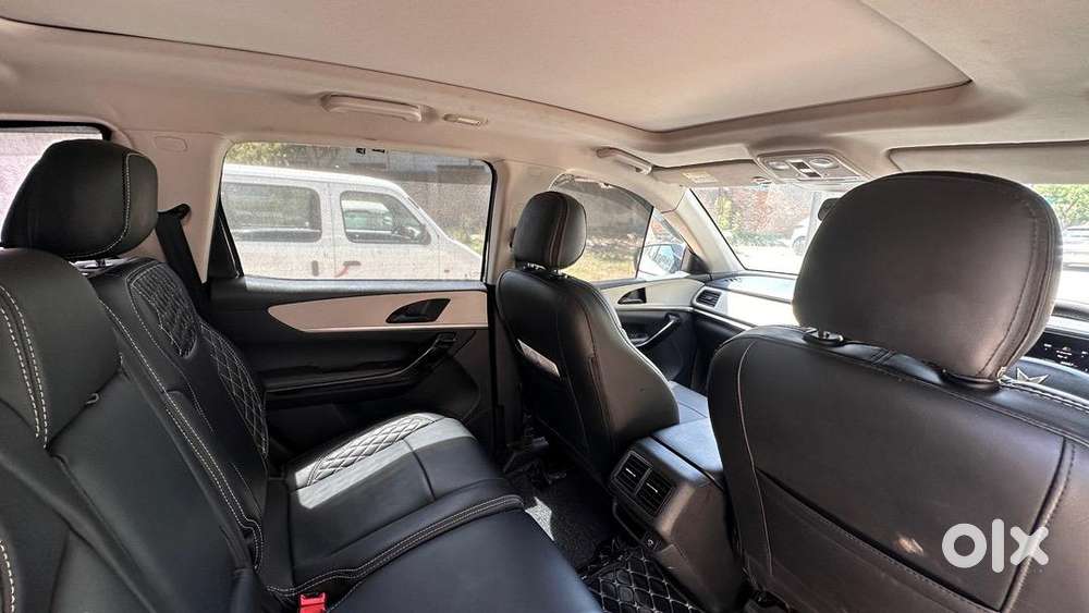 Mahindra Xuv700 2022 Petrol Good Condition